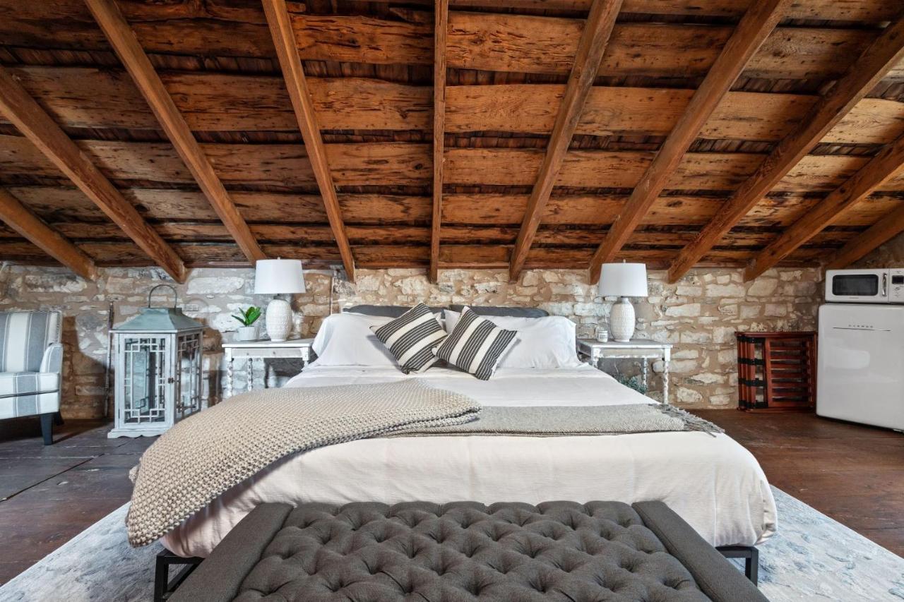 Nimitz Loft Villa Fredericksburg Exterior photo